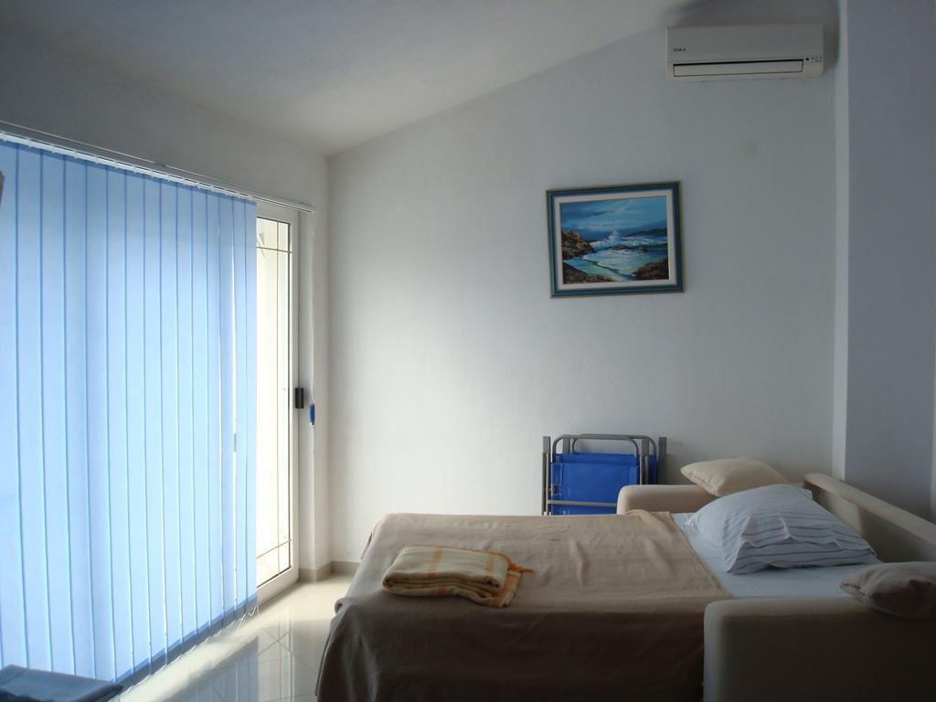 Apartments 4 Dolphins Рогозница Стая снимка